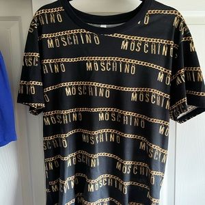Moschino T Shirt